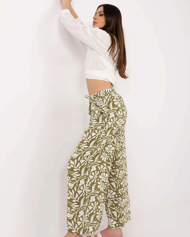 Women trousers model 212663