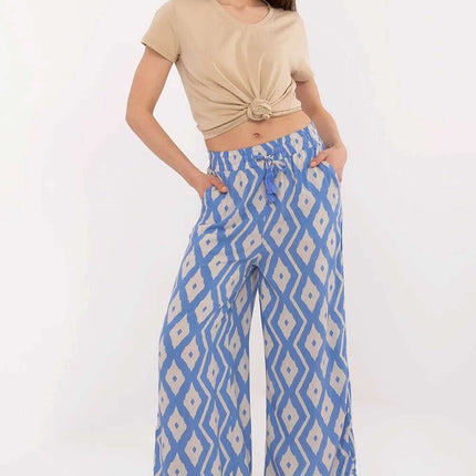 Women trousers model 212665