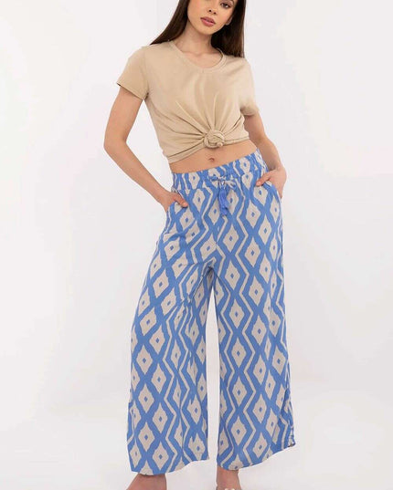 Women trousers model 212665
