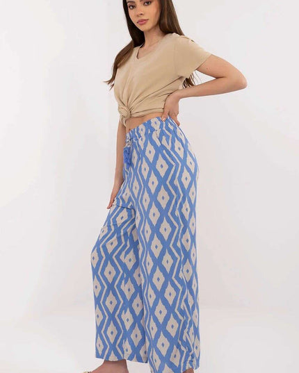 Women trousers model 212665