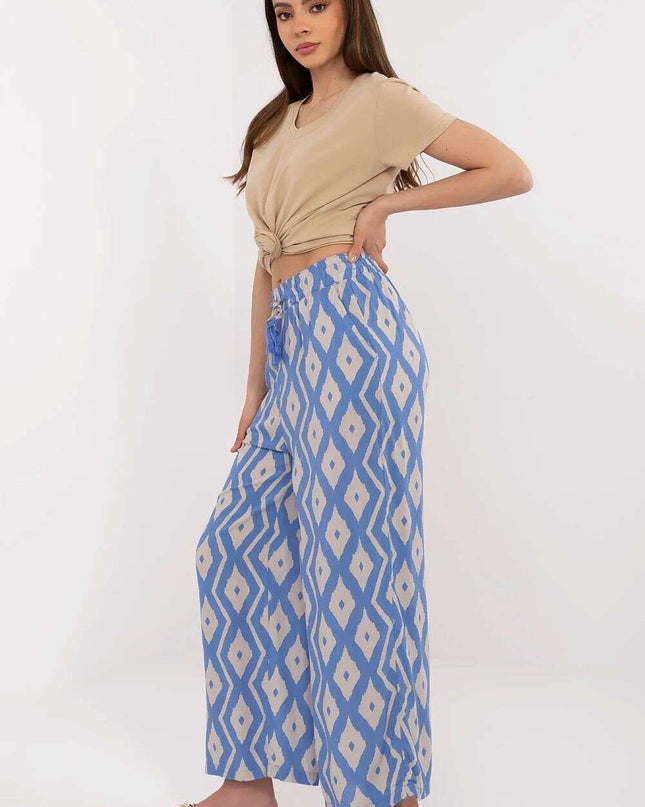 Women trousers model 212665