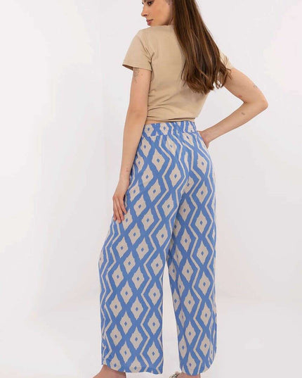 Women trousers model 212665