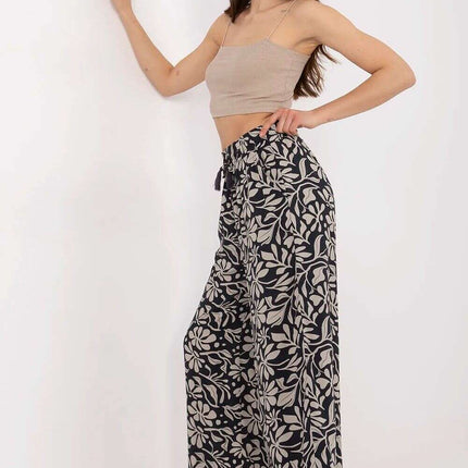 Women trousers model 212666