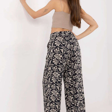 Women trousers model 212666