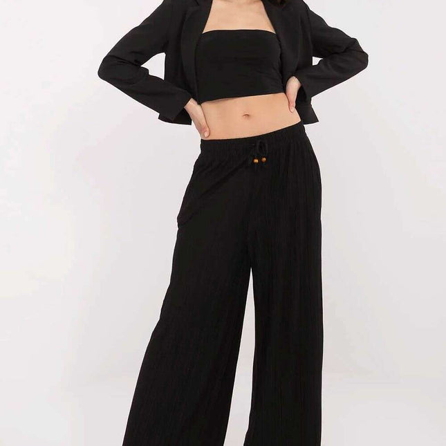 Women trousers model 212667
