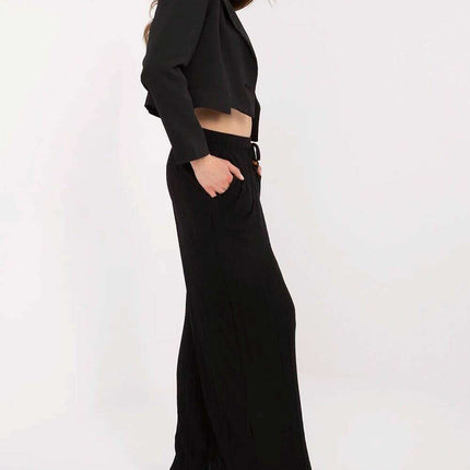 Women trousers model 212667