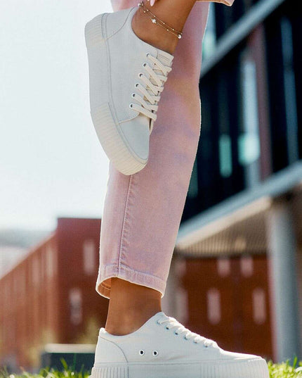 Sneakers model 212723