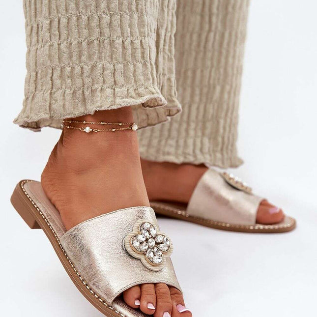 Flip-flops model 213480