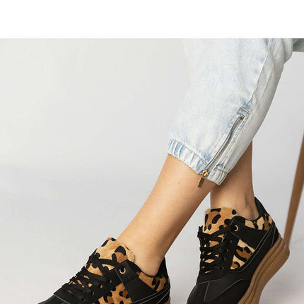 Sport Shoes model 213761