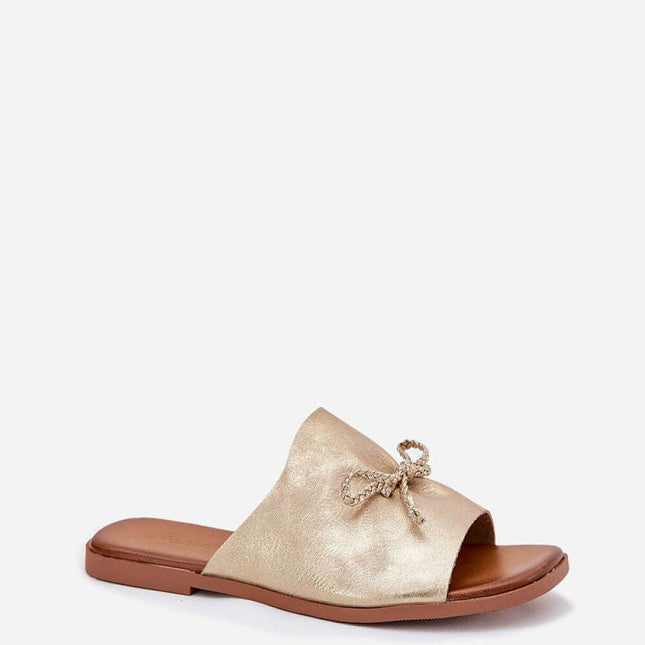 Flip-flops model 214380