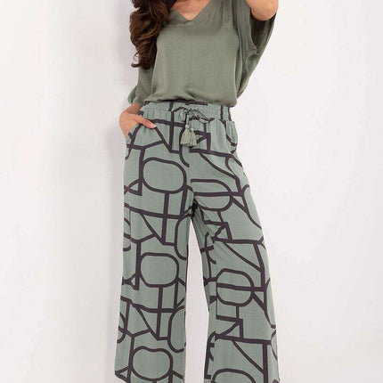 Women trousers model 215118