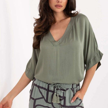 Blouse model 215223