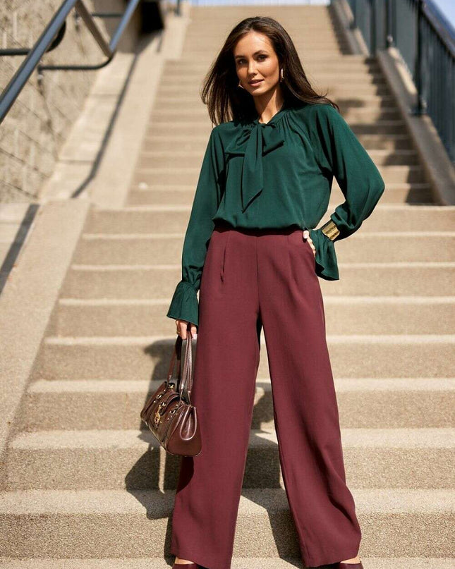 Women trousers model 216488