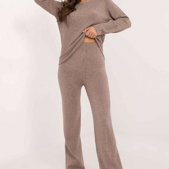 Casual Womens Sweater And Pants Set With Round Neckline