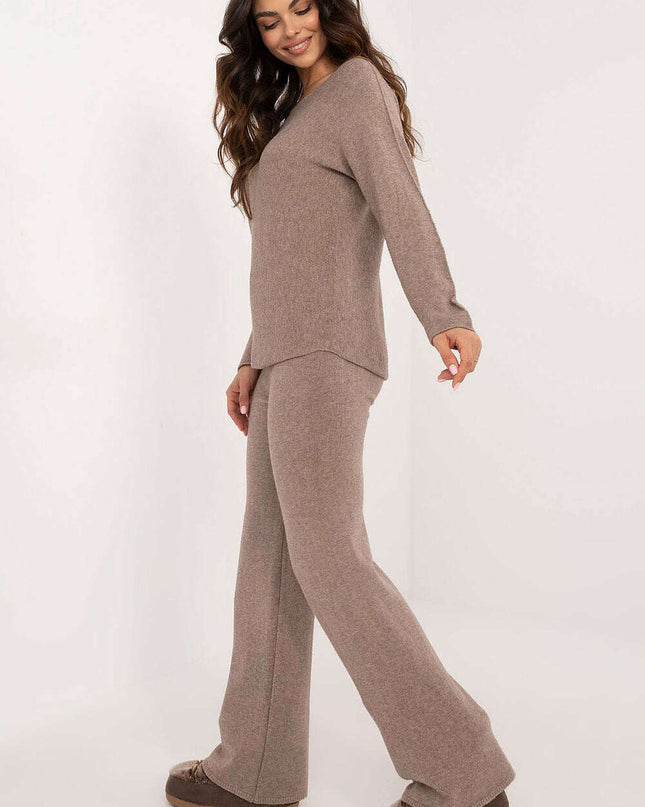 Casual Womens Sweater And Pants Set With Round Neckline
