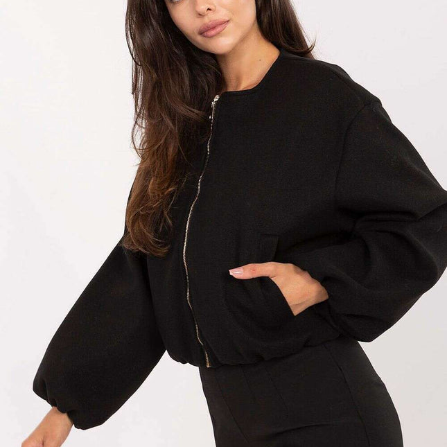 Women's Short Cut Transitional Jacket With Zip Front Black