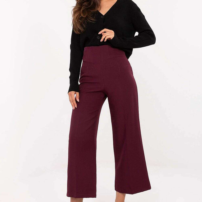 Women trousers model 216722