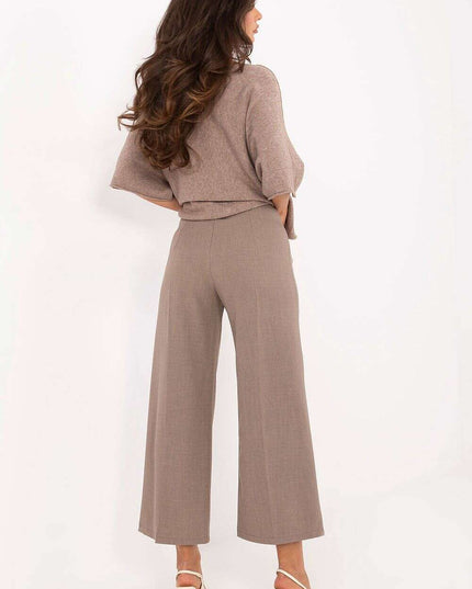 Women trousers model 216723