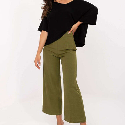 Women trousers model 216726