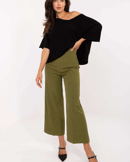 Women trousers model 216726