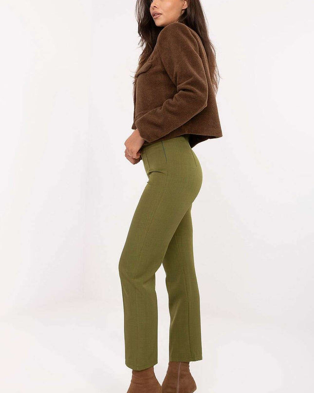 Women trousers model 216745