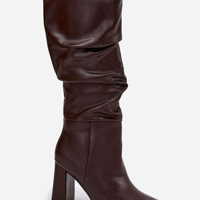 Heel boots model 217208