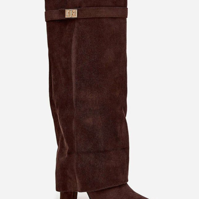 Heel boots model 217217