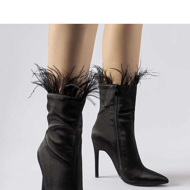 Heel boots model 217675