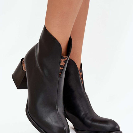 Heel boots model 217727