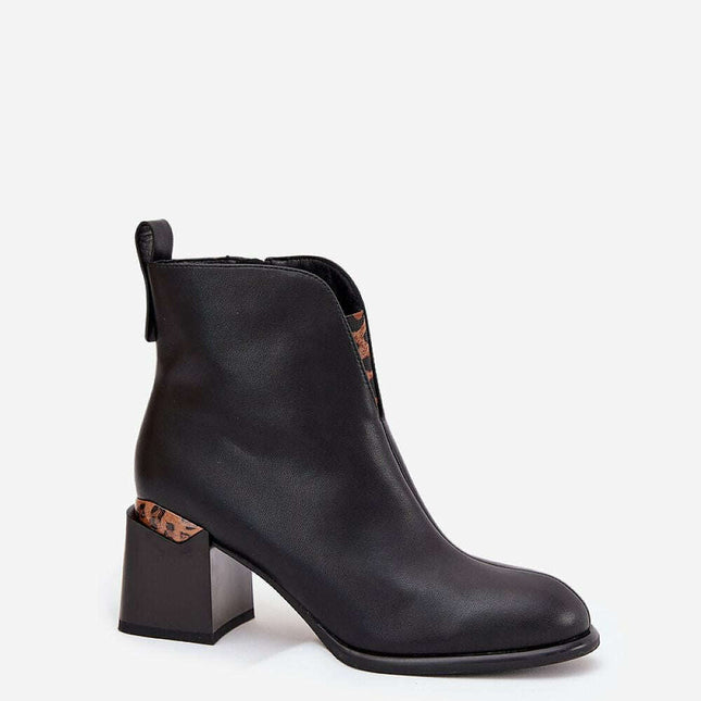 Heel boots model 217727