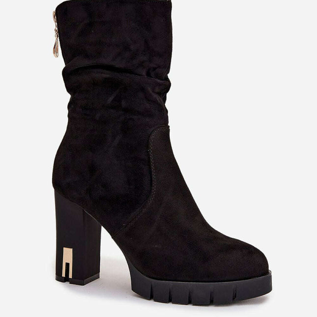 Heel boots model 217733