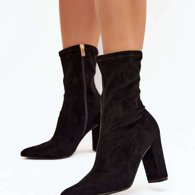 Heel boots model 217736
