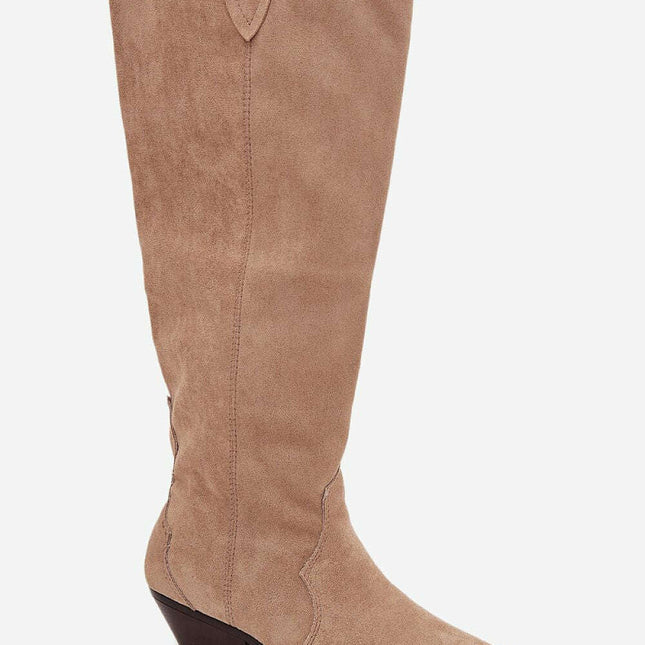 Heel boots model 217826