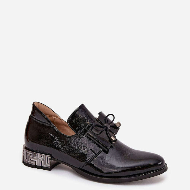 Heeled low shoes model 217839