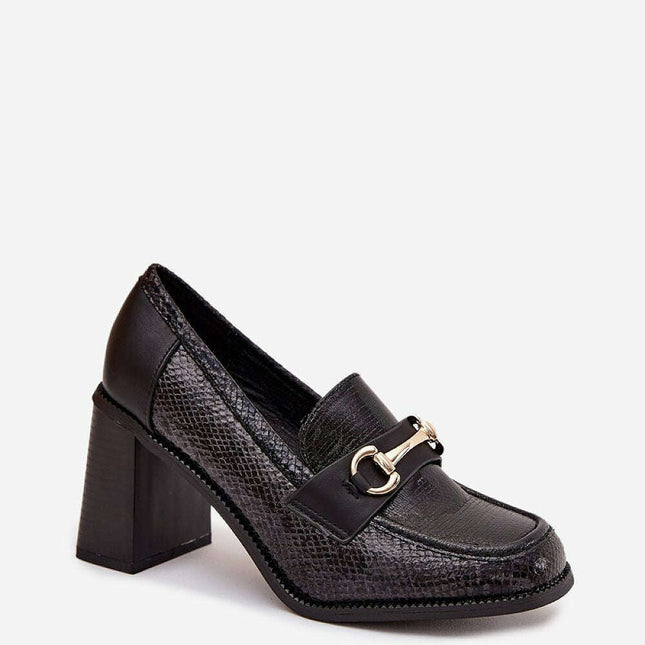 Heeled low shoes model 217846