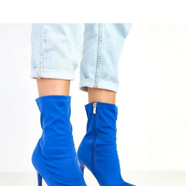 Heel boots model 217895