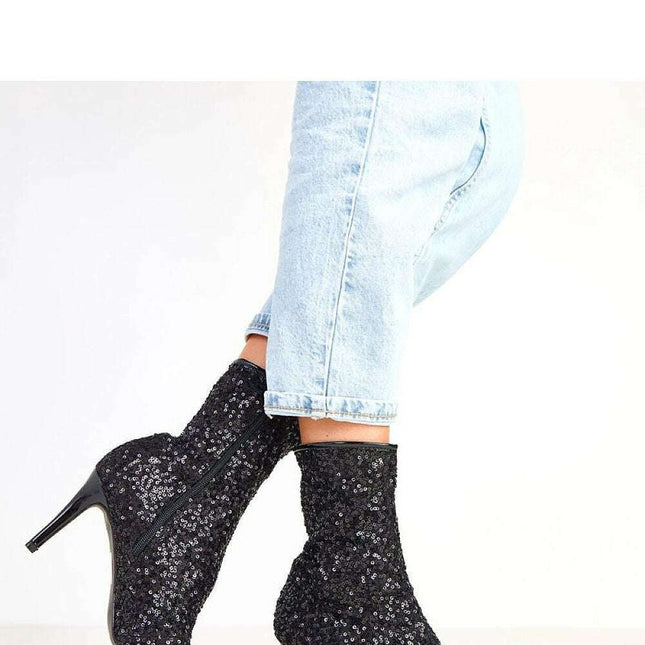 Heel boots model 217901