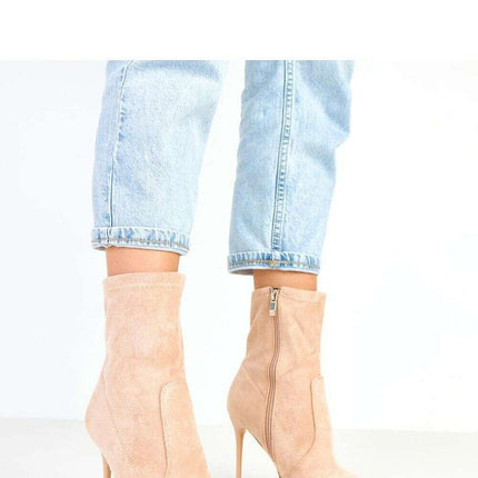 Heel boots model 217902