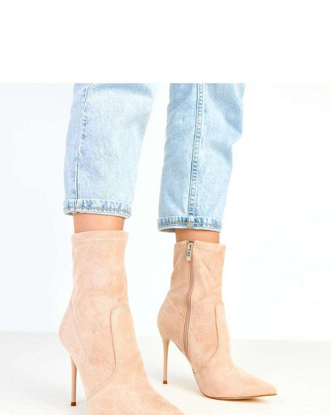 Heel boots model 217902
