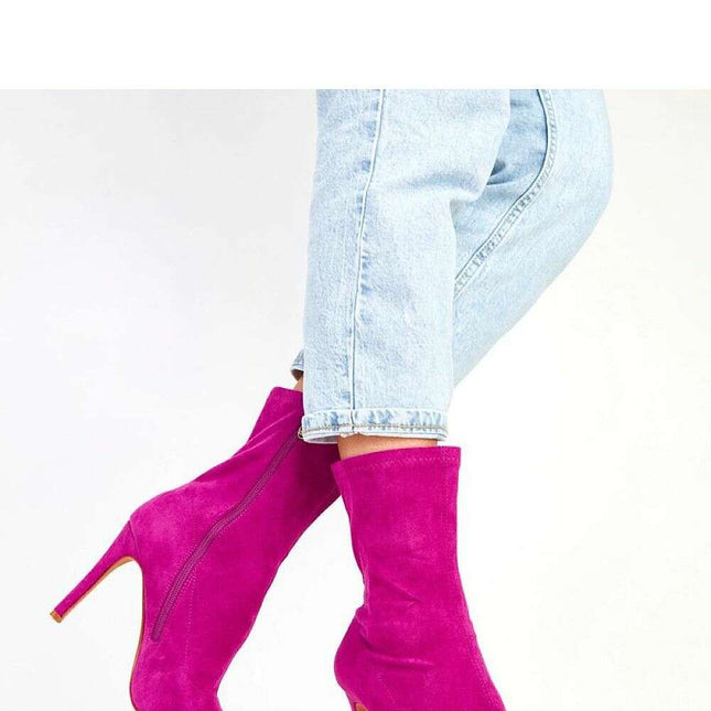 Heel boots model 217905