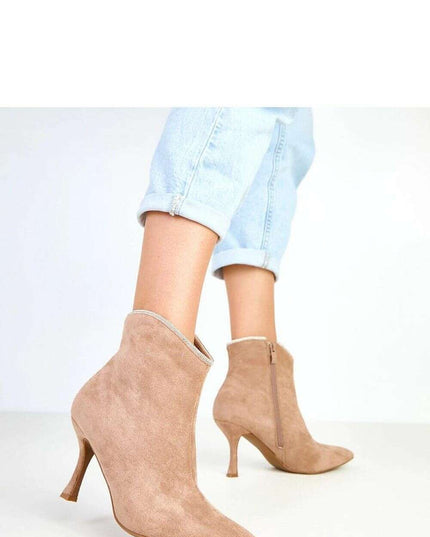 Heel boots model 217907