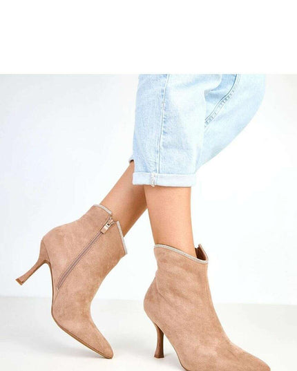 Heel boots model 217907