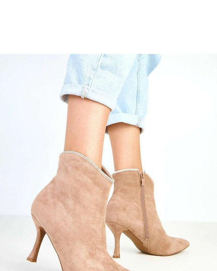 Heel boots model 217907