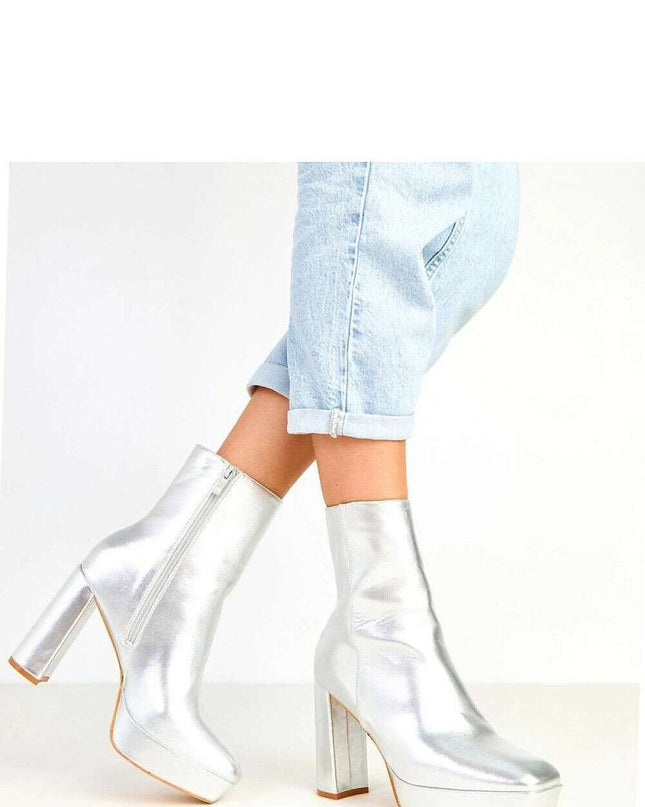 Heel boots model 217910