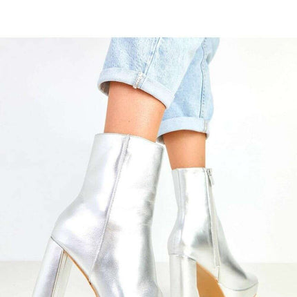 Heel boots model 217910