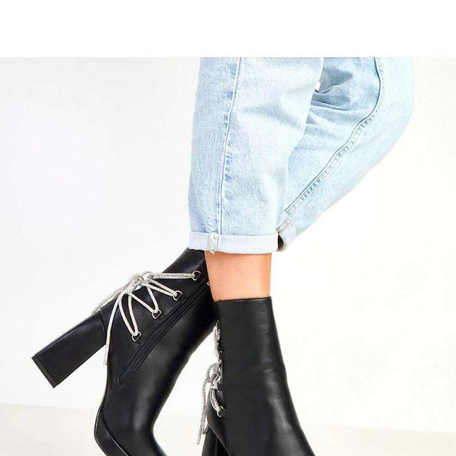 Heel boots model 217912