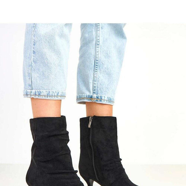 Heel boots model 217914