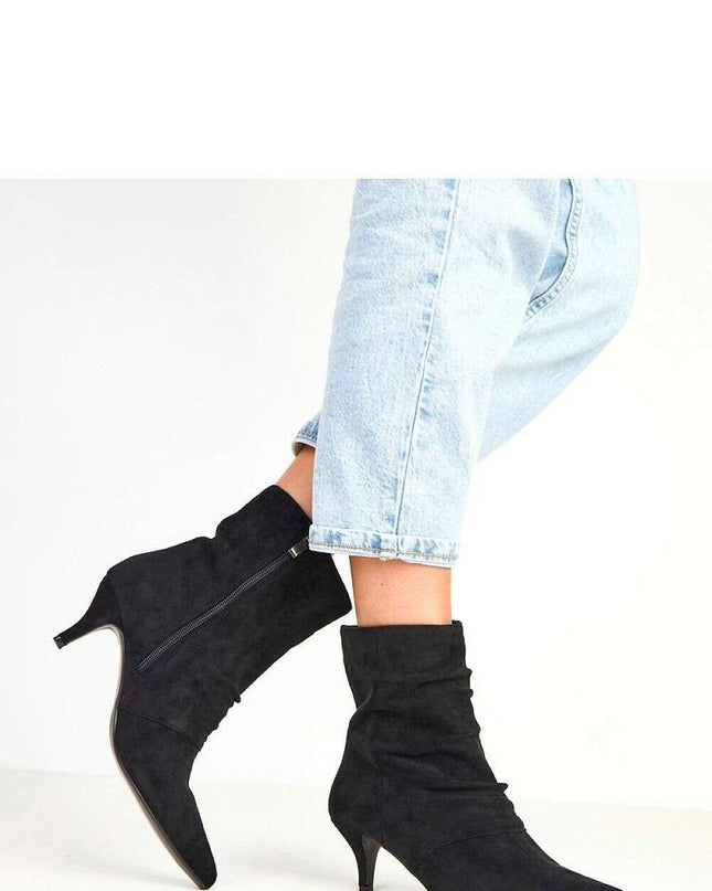 Heel boots model 217914