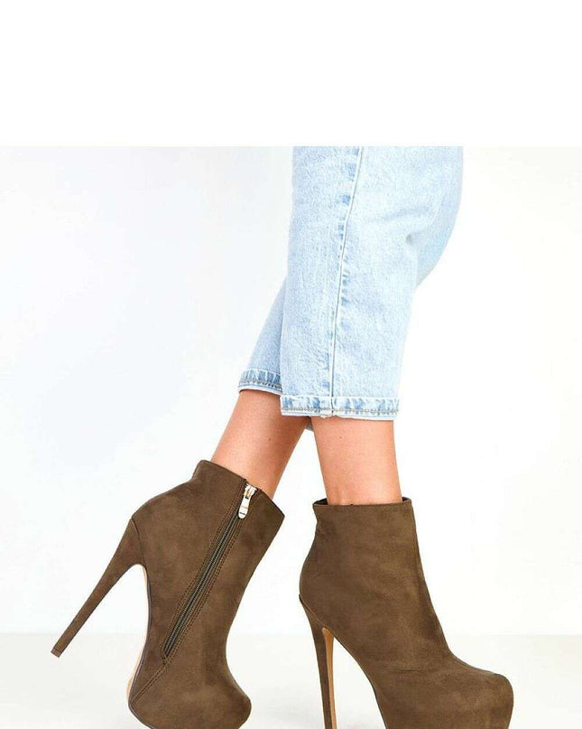 Heel boots model 217915