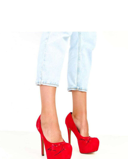 High heels model 217940